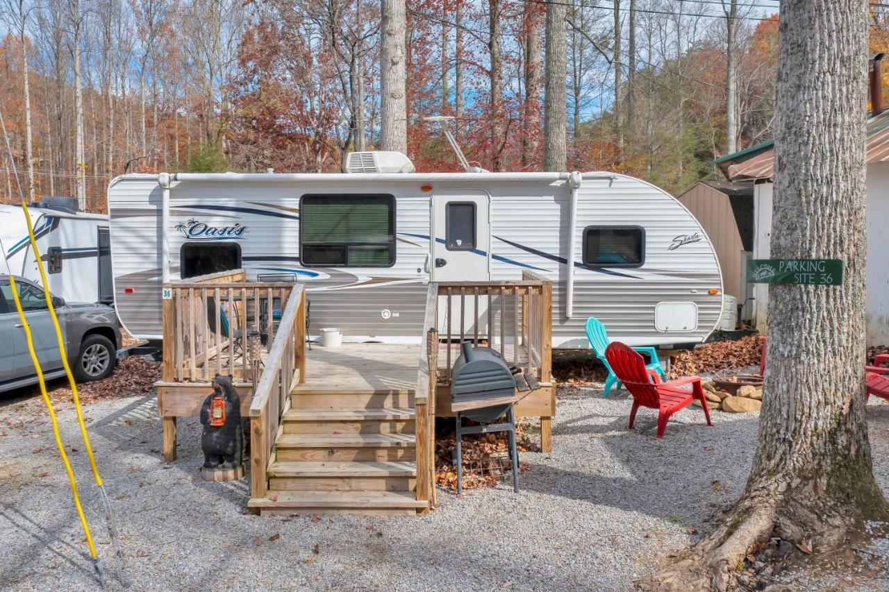 Arrow Creek Camp And Cabins Gatlinburg Exteriör bild