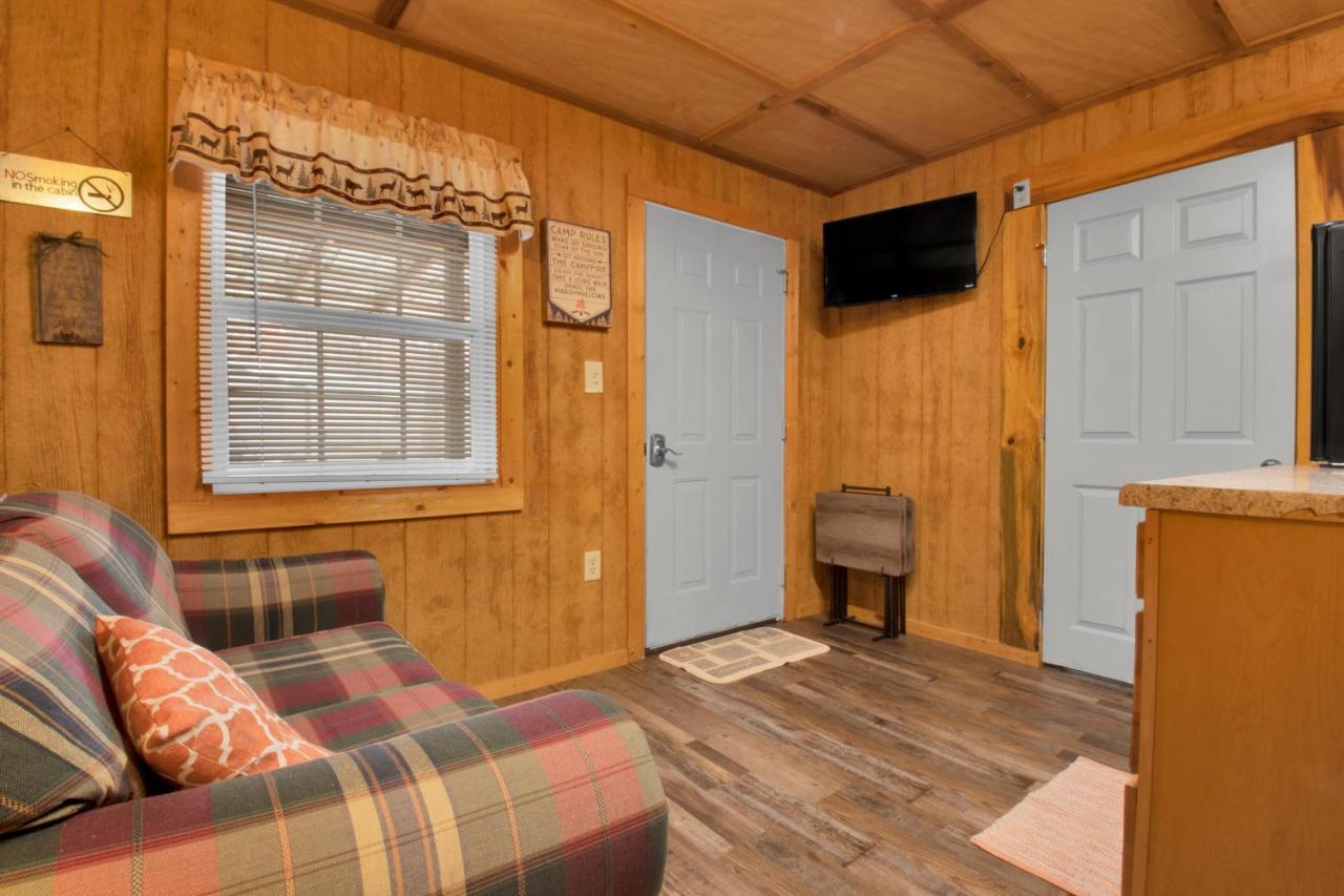 Arrow Creek Camp And Cabins Gatlinburg Exteriör bild